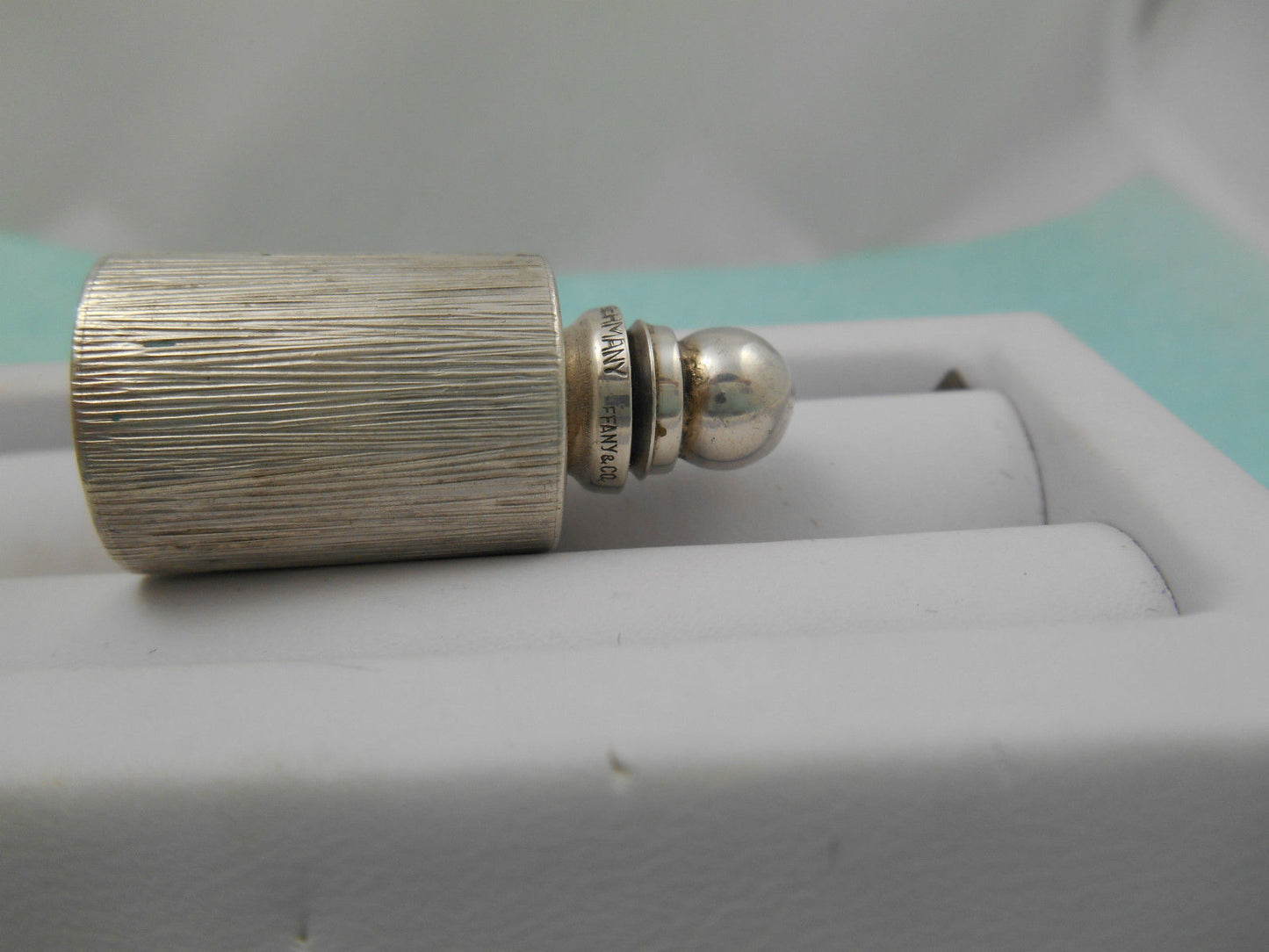Tiffany & Co Grooved Round Mini Perfume Bottle Handbag Size Sterling Silver Rare