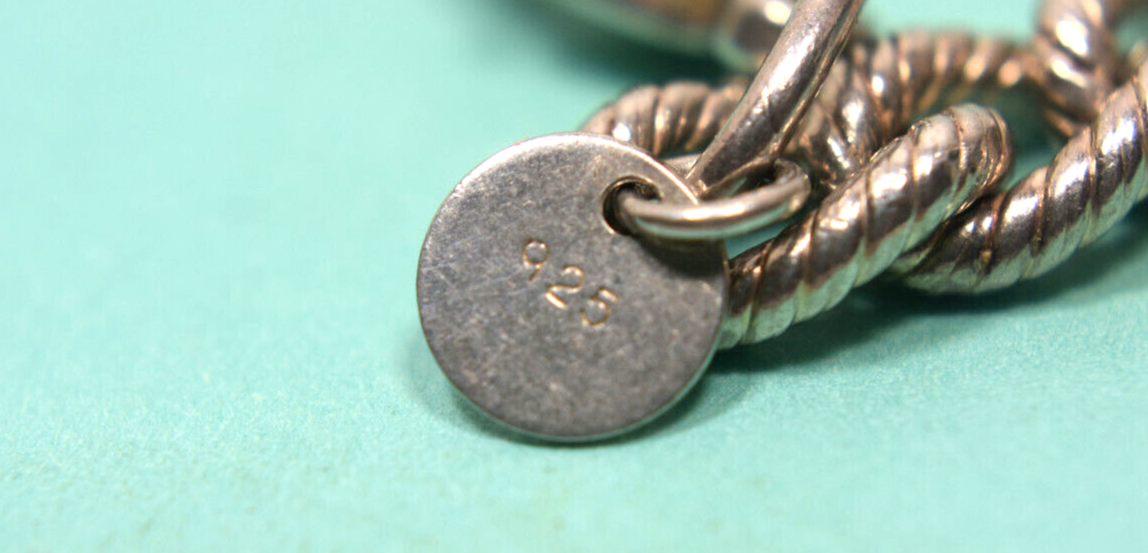 Tiffany &Co Textured Oval Double Link Heart Charm Bracelet Sterling Silver RARE