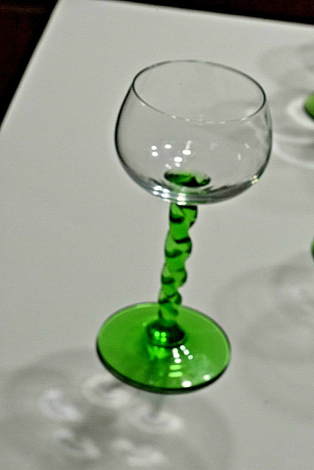Queen Elizabeth 2 Ocean Cruise Ship 6 Matching Wine Glasses Green Stems- 1967