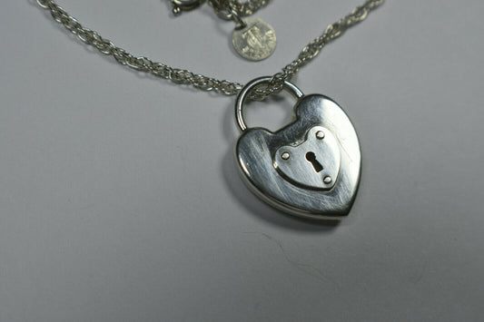 Vintage Tiffany &Co 1" Silver Padlock Heart Emblem Lock Heavy Chain Necklace 18"