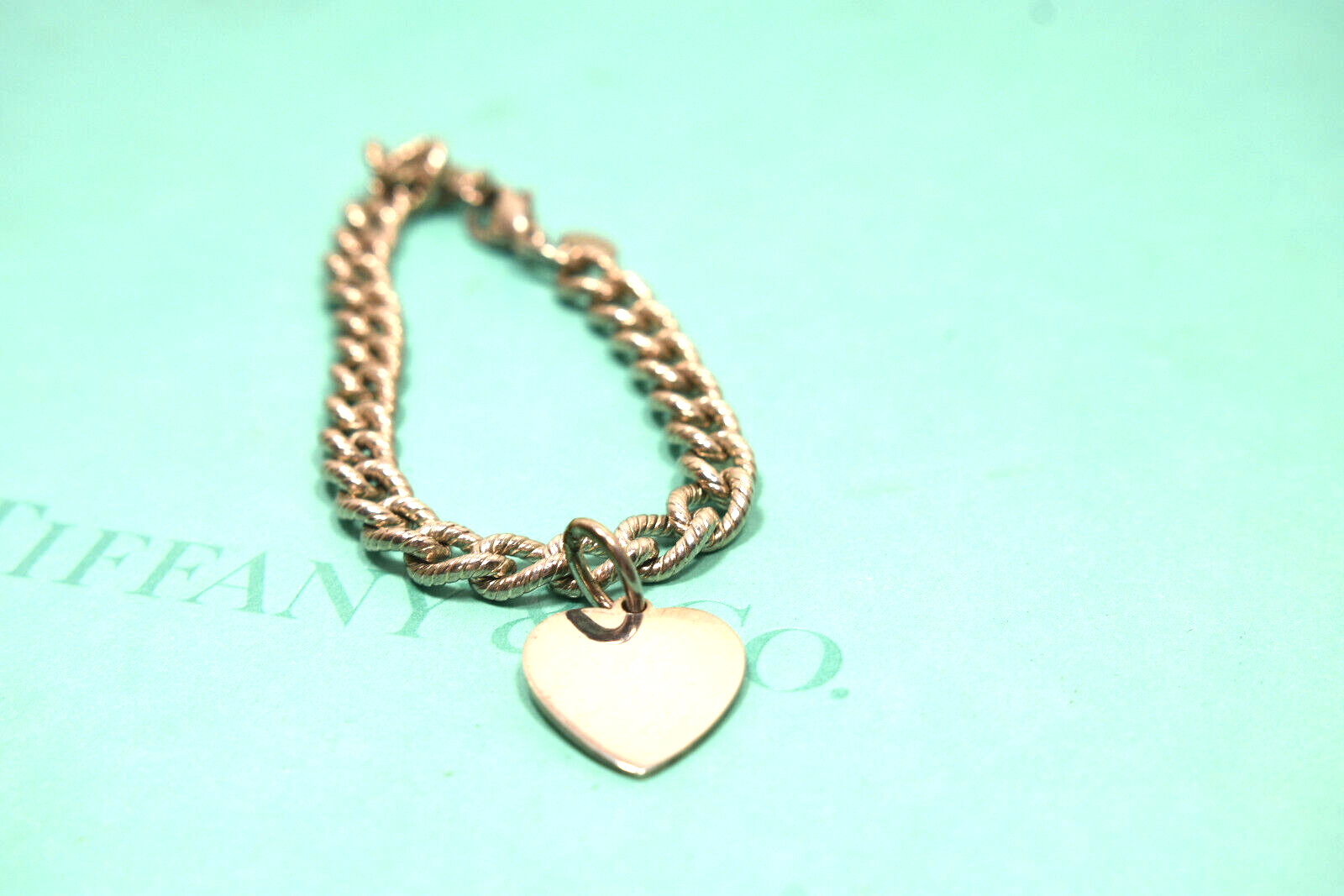 Tiffany &Co Textured Oval Double Link Heart Charm Bracelet Sterling Silver RARE