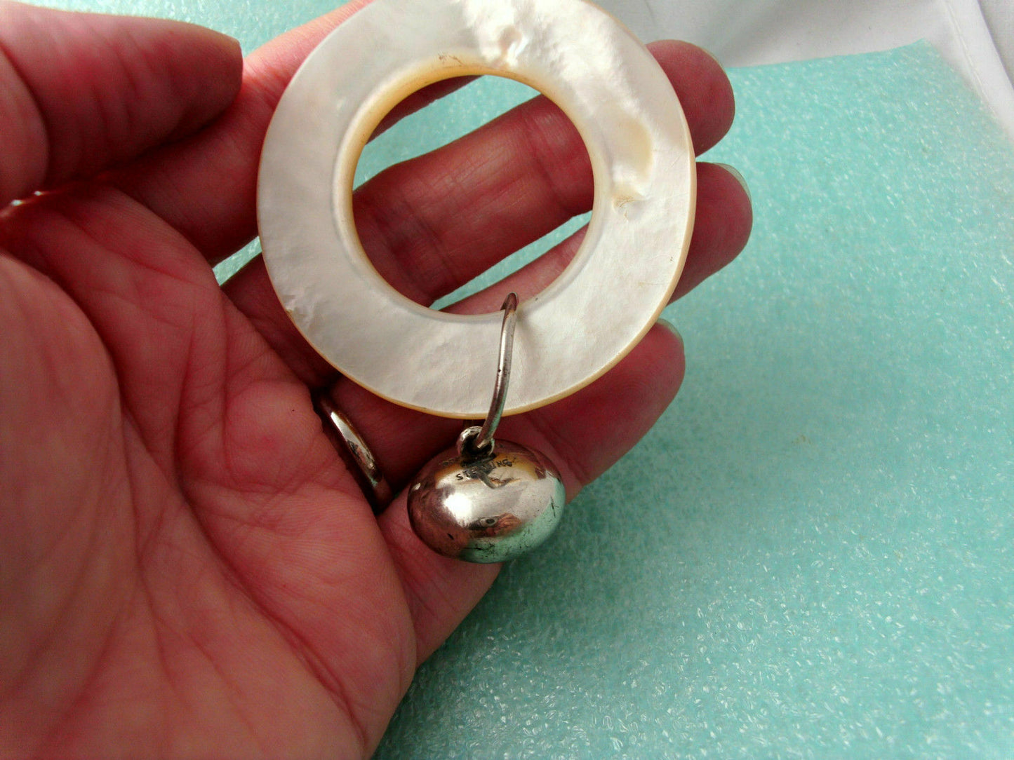 Tiffany & Co Mother of Pearl Sterling Silver Teething Ring Rattle Rare, Pouch