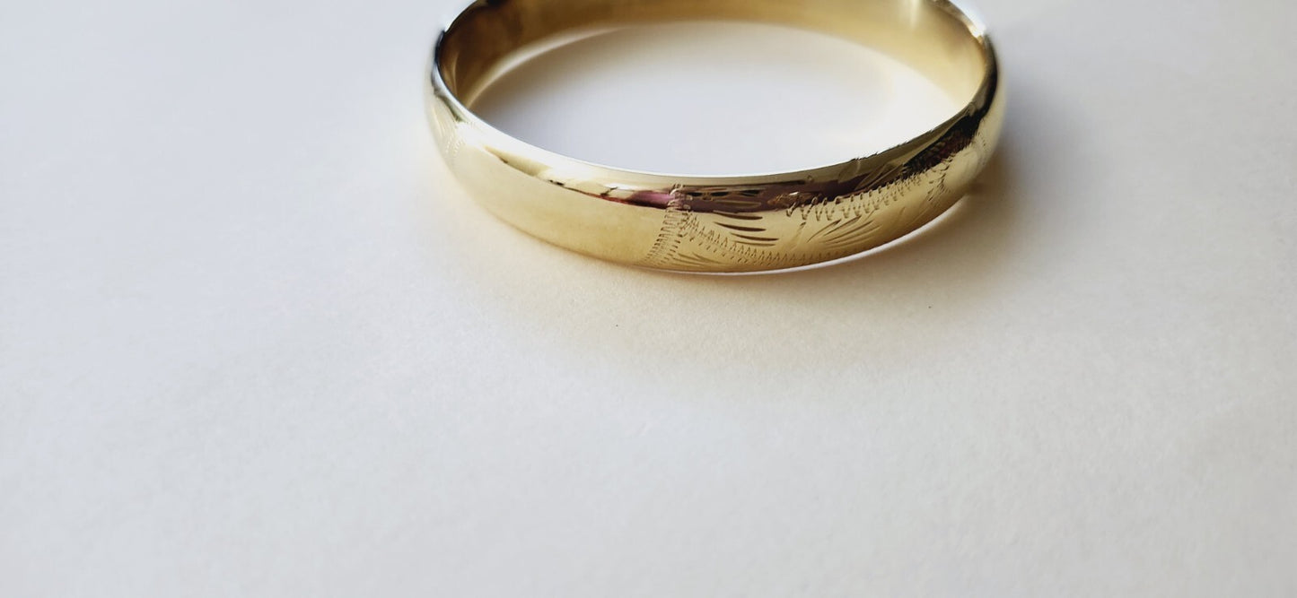 Heavy 13g  14K Gold Engraved Bangle Bracelet - Can be Monogrammed