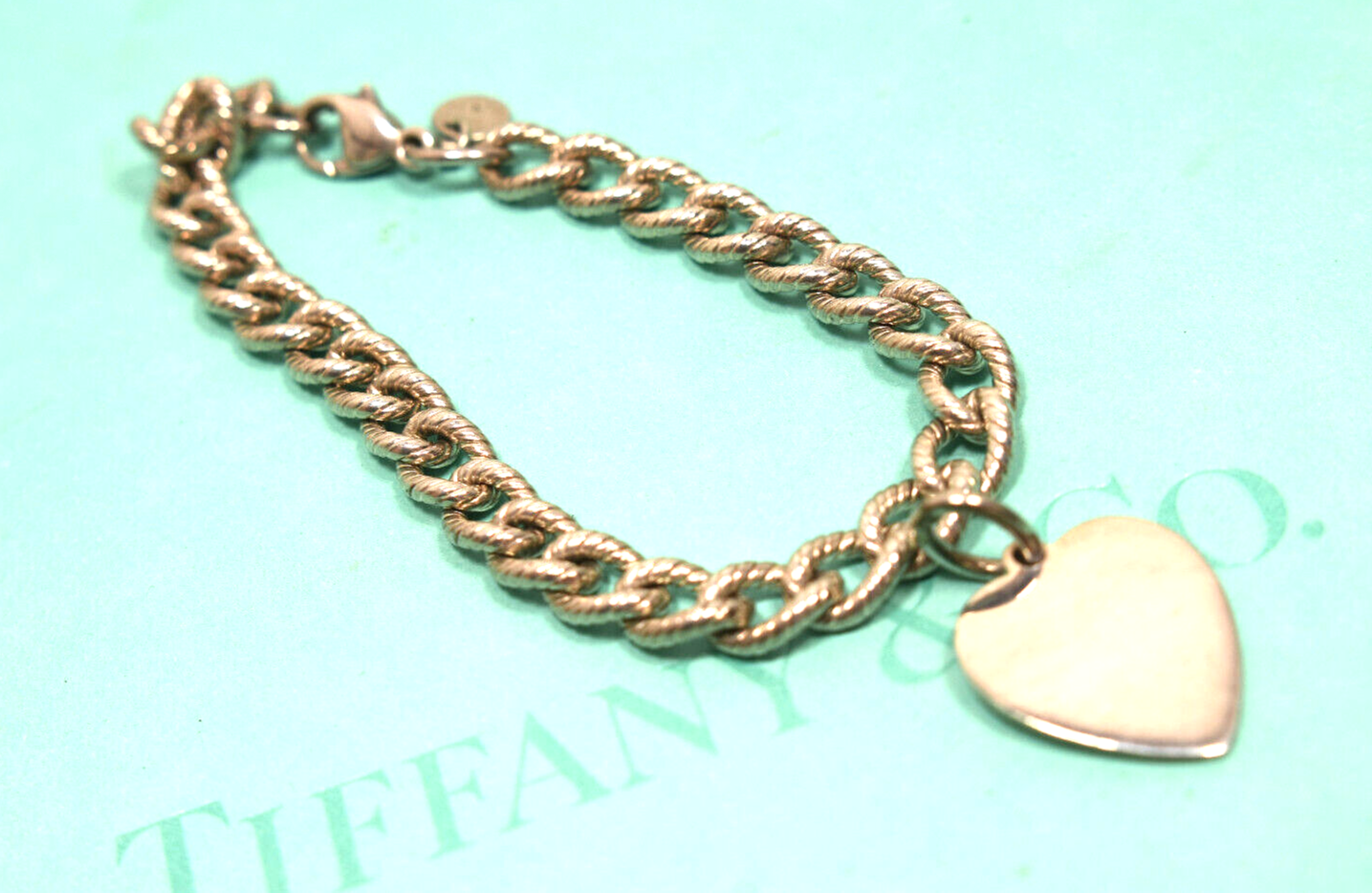 Tiffany &Co Textured Oval Double Link Heart Charm Bracelet Sterling Silver RARE