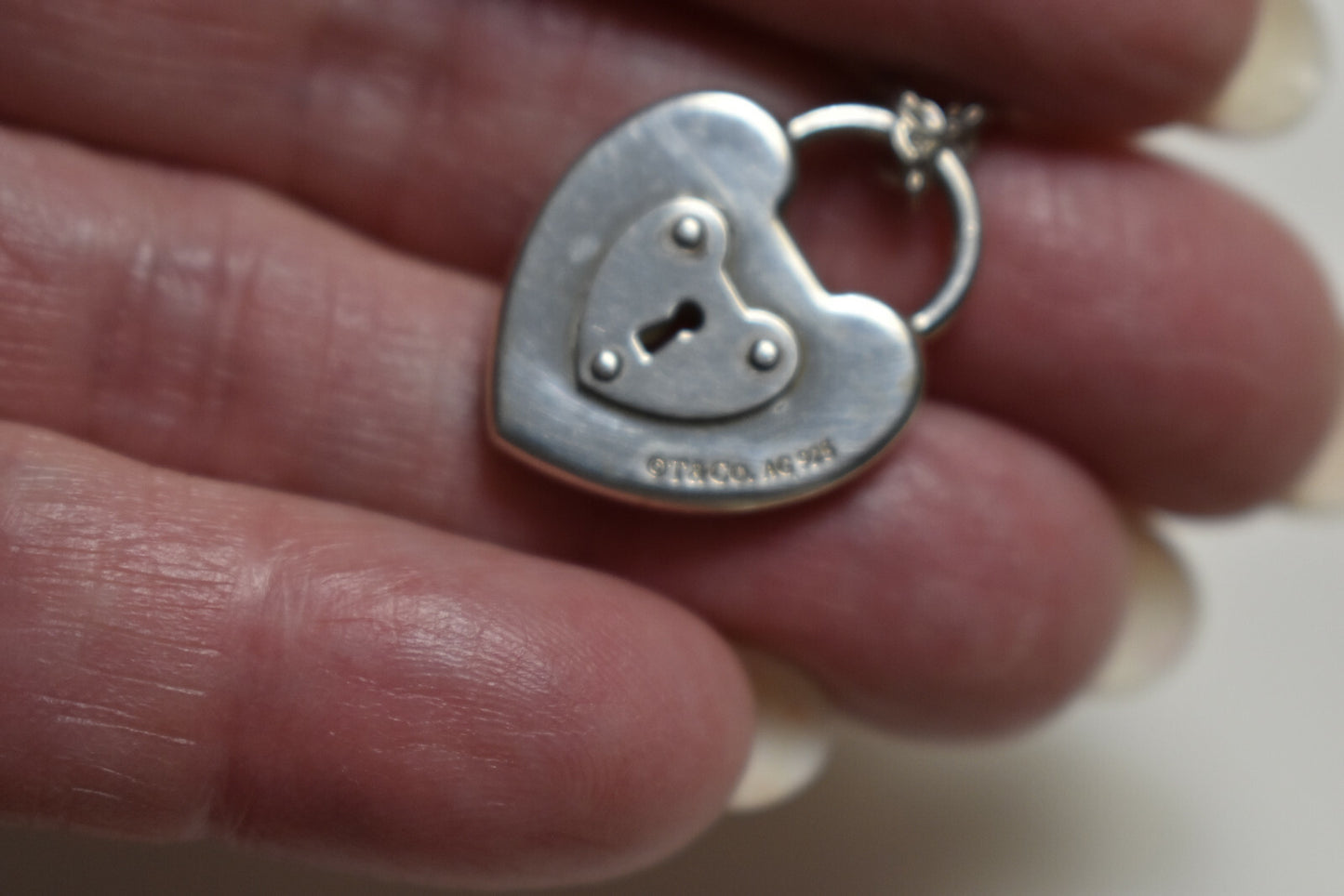 Vintage Tiffany &Co 1" Silver Padlock Heart Emblem Lock Heavy Chain Necklace 18"