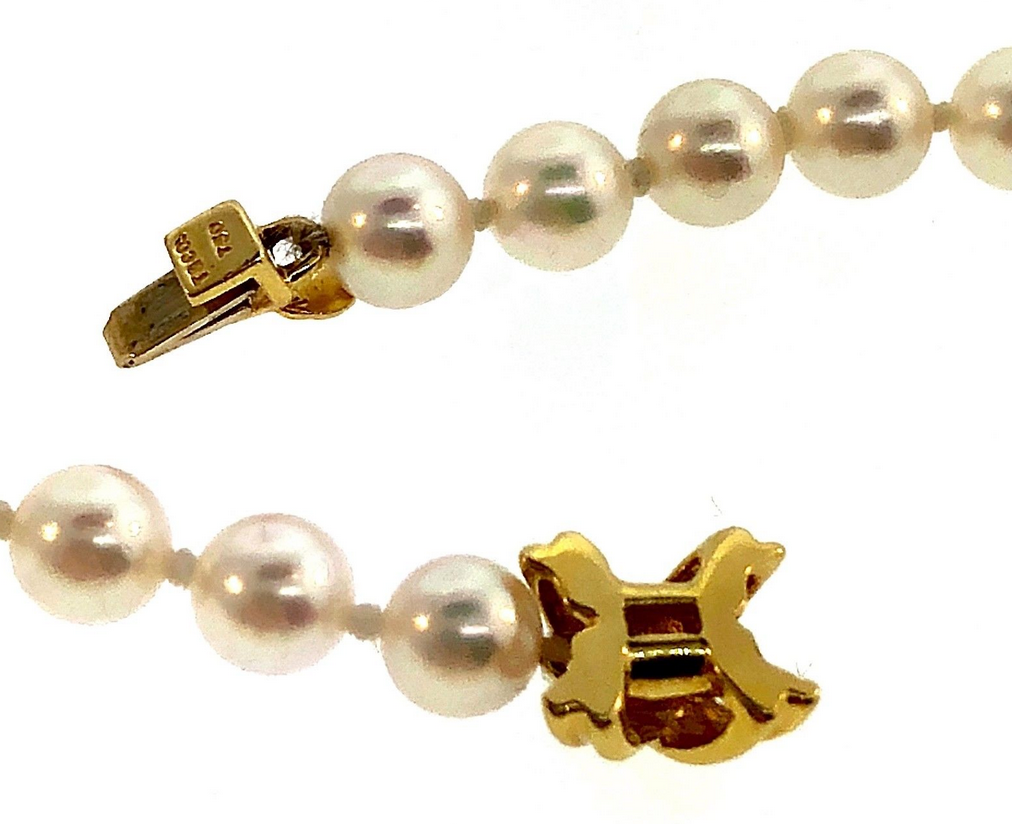 Tiffany & Co 18K Gold 5.5-6mm White Akoya Pearl Signature X 18" Necklace