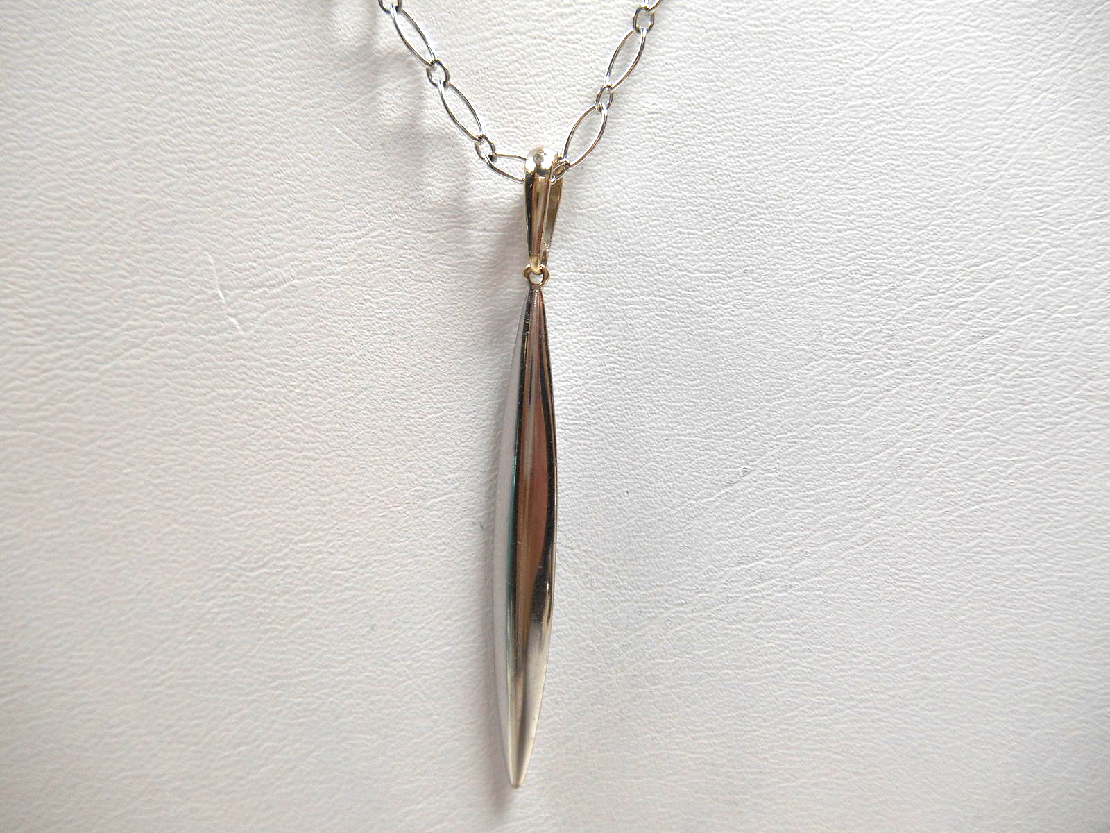 RARE Tiffany & Co. 18K White Gold Feather Marquise Link Necklace w/ Box & Pouch
